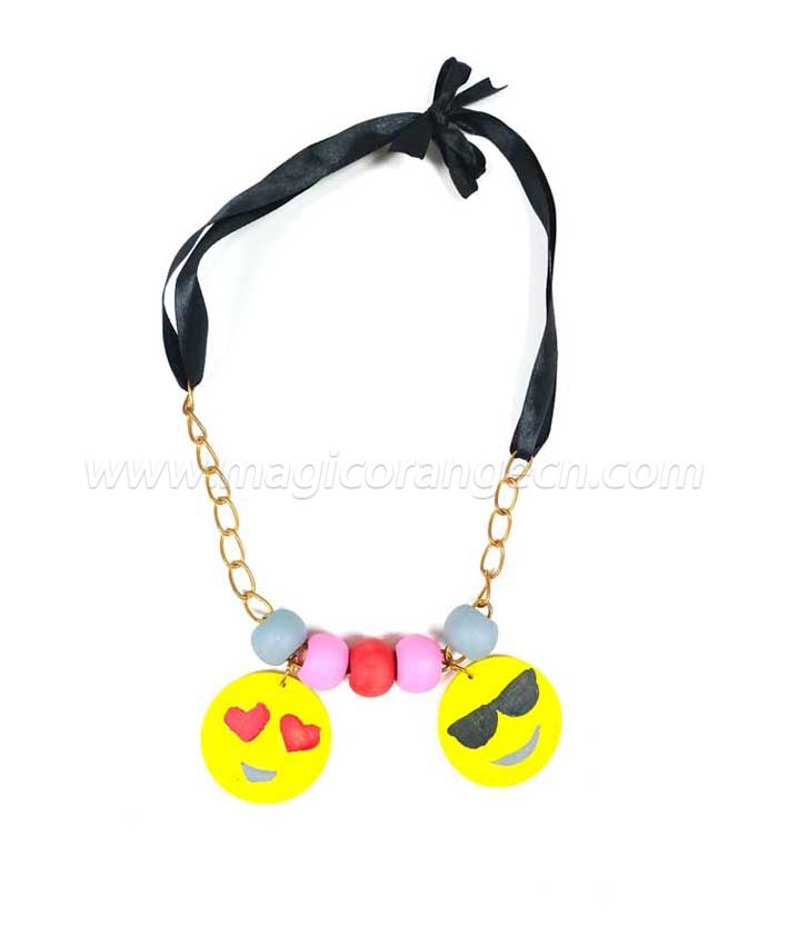 DYO Charming Emoji Necklace KT01562